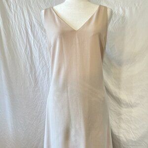 Aritzia Babaton Shift Dress Size 6 Beige Nude Sleeveless Short
